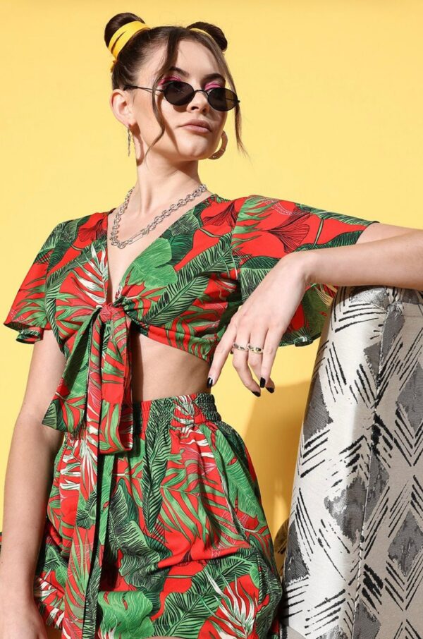 Women Red & Green Tropical Printed V-Neck Front Tie-Up Crop Top & Mini Shorts Co-Ord Set - Image 6